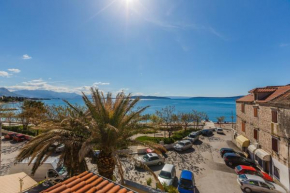  Beach House Kantun  Каштел Камбеловац